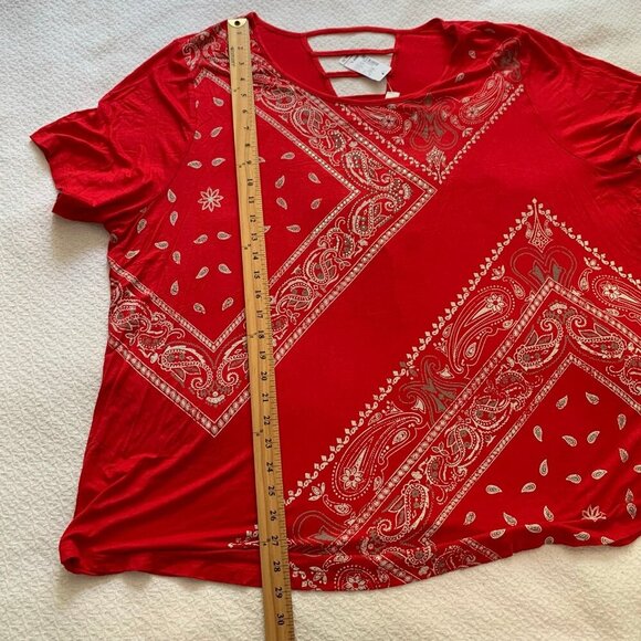 NEW CJ Banks red white handkerchief print open detail back stretch top shirt - Picture 10 of 10